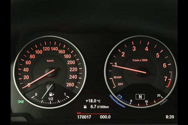 BMW X1 sDrive18i High Executive | Leder | Trekhaak | Harman/Kardon | Stoelverwarming | Head-Up | Full LED | Navigatie | Parkeerhulp | Climate control | Bluetooth