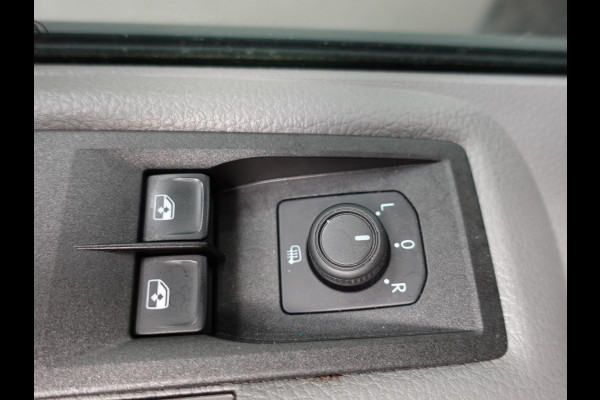 Volkswagen Crafter 177pk Automaat L3H3 L2H2 Highline Airco App-connect ACC Camera Trekhaak