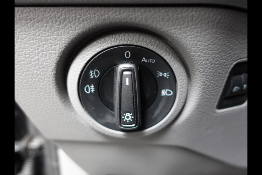Volkswagen Crafter 177pk Automaat L3H3 L2H2 Highline Airco App-connect ACC Camera Trekhaak
