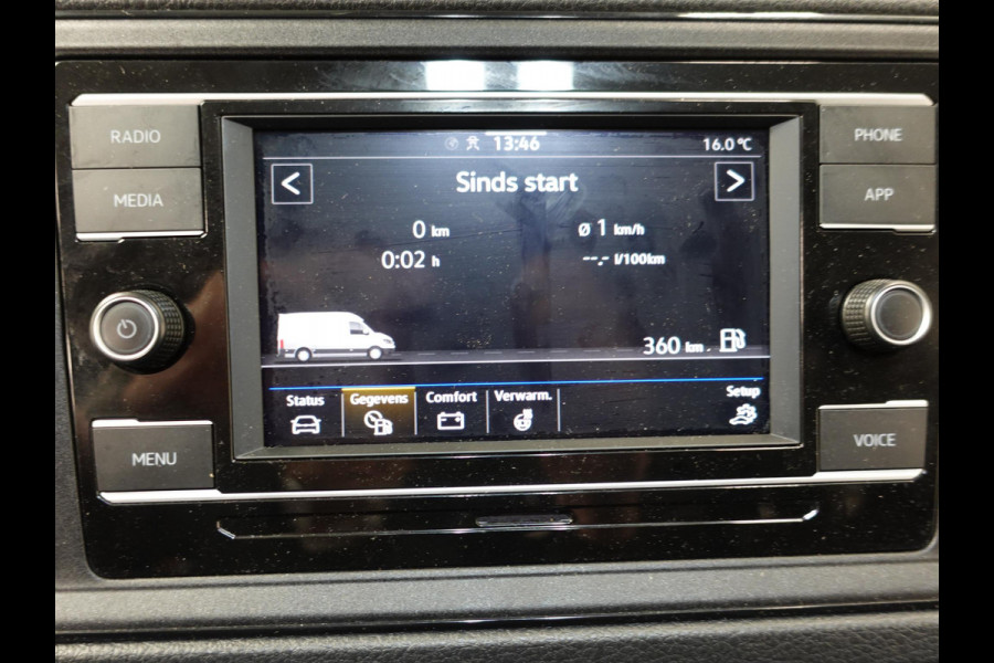 Volkswagen Crafter 177pk Automaat L3H3 L2H2 Highline Airco App-connect ACC Camera Trekhaak