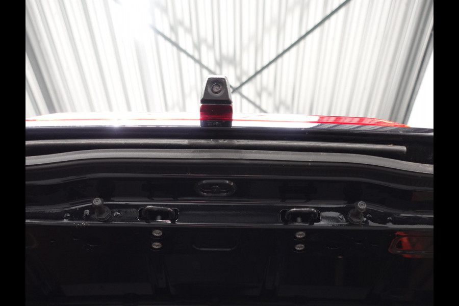 Volkswagen Crafter 177pk Automaat L3H3 L2H2 Highline Airco App-connect ACC Camera Trekhaak