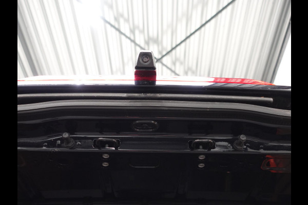 Volkswagen Crafter 177pk Automaat L3H3 L2H2 Highline Airco App-connect ACC Camera Trekhaak