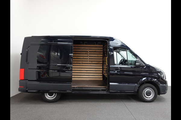 Volkswagen Crafter 177pk Automaat L3H3 L2H2 Highline Airco App-connect ACC Camera Trekhaak