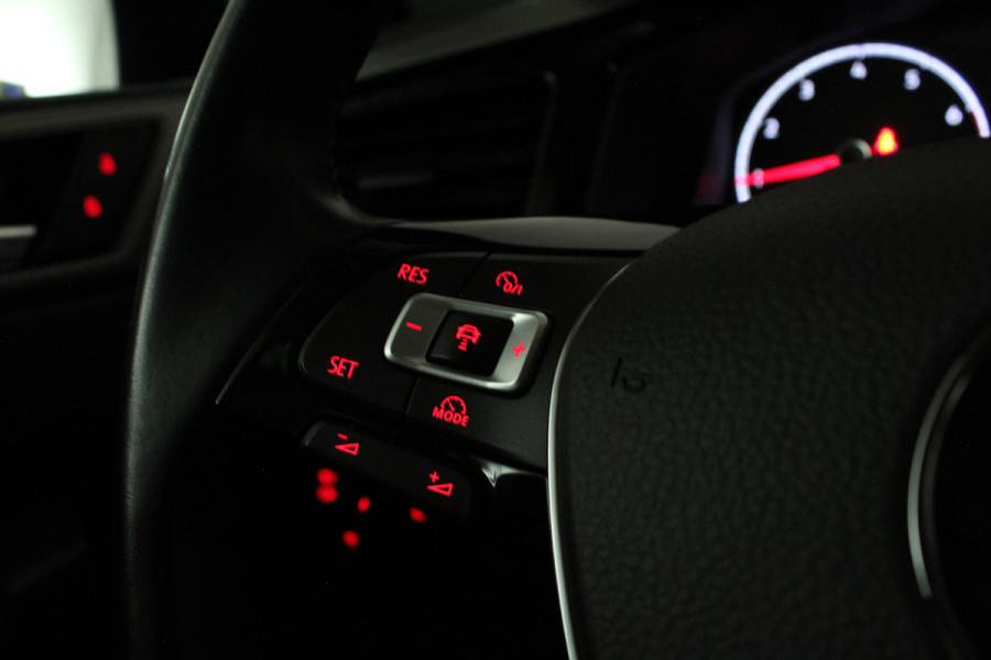 Volkswagen Polo 1.0 TSI Comfortline95pk > Navi/Trekhaak/Adapt. cruise/all season banden...
