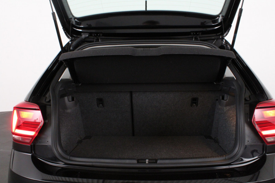 Volkswagen Polo 1.0 TSI Comfortline95pk > Navi/Trekhaak/Adapt. cruise/all season banden...