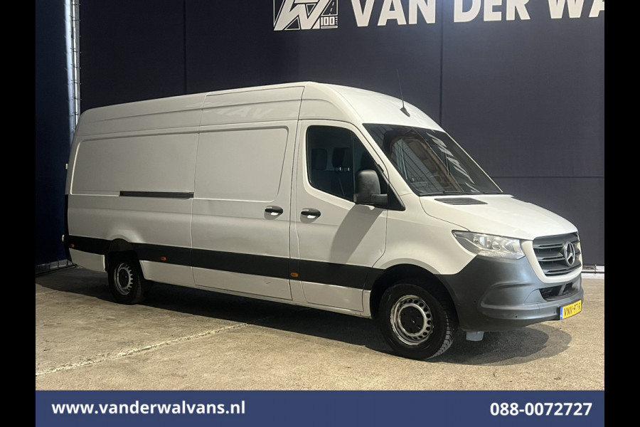 Mercedes-Benz Sprinter 316 CDI 164pk L3H2 Euro6 Airco | Camera | XL Navigatie | Apple Carplay Android Auto, Stoelverwarming, Cruisecontrol, Chauffeursstoel, Parkeersensoren, Bijrijdersbank, 3500kg trekhaak