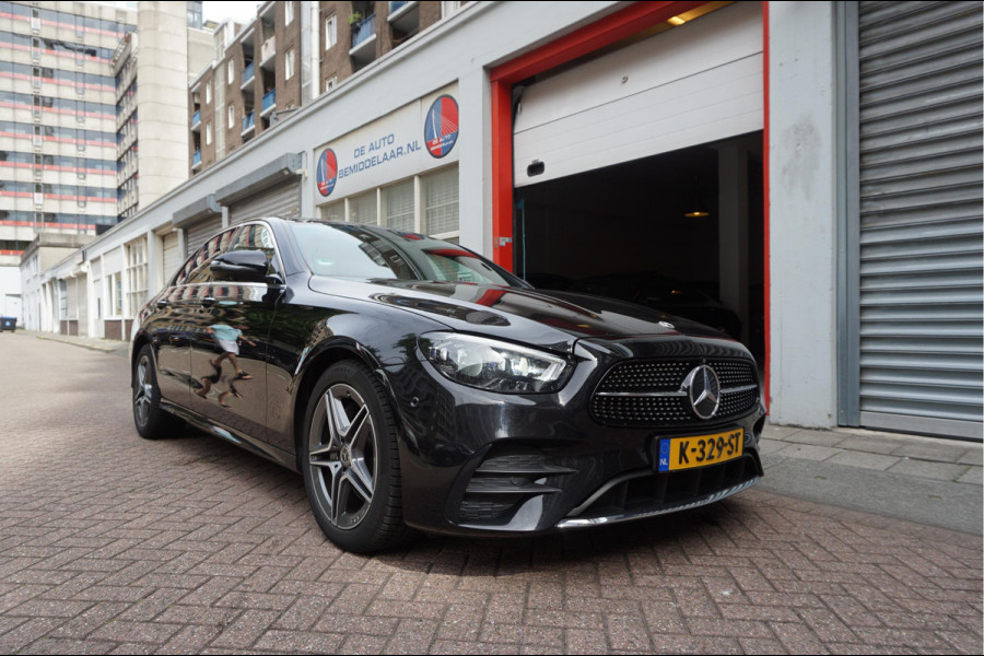 Mercedes-Benz E-Klasse 200 d Business Solution AMG | NL AUTO | 1ste Eigenaar | Dealer onderhouden | Panoramadak | Sfeerverlichting | Leder | 360 camera | Cruise + Lane | Burmester