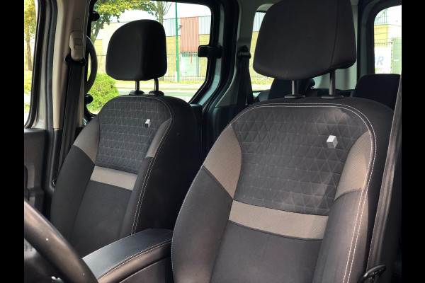 Renault Kangoo Family 1.2 TCe Limited Start&Stop | Navi, PDC, Android, All-season, Airco | Dealeronderhouden | Carpass |