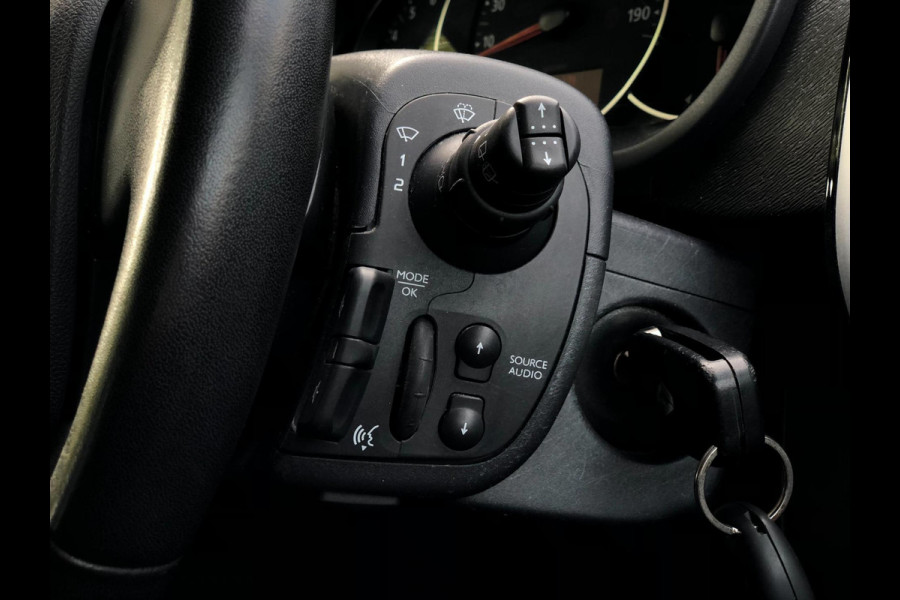 Renault Kangoo Family 1.2 TCe Limited Start&Stop | Navi, PDC, Android, All-season, Airco | Dealeronderhouden | Carpass |
