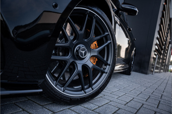 Mercedes-Benz E-Klasse AMG E63 S 4MATIC Premium Plus - Panorama | Keramisch | Schaalstoelen | Carbon