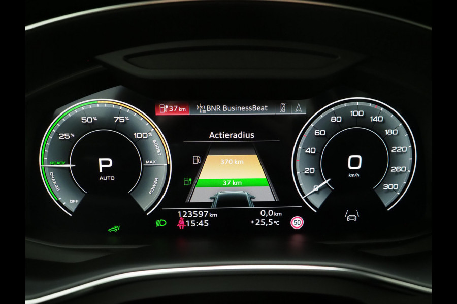 Audi A6 Avant 50 TFSI e quattro | Panoramadak | Camera | Memory | Adaptive Cruise | Carplay