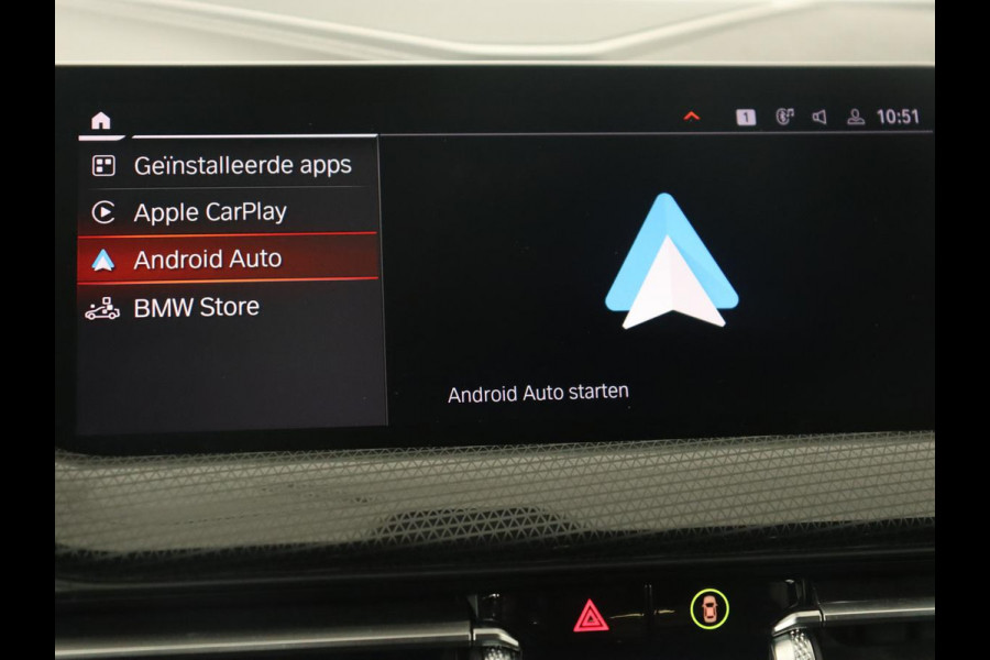 BMW 2 Serie 218i M Sport | Panoramadak | Sportstoelen | Leder | Camera | Carplay | Live Cockpit | Stoelverwarming | Getint glas | Navigatie | Climate control | Full LED
