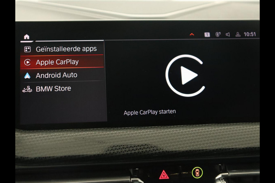BMW 2 Serie 218i M Sport | Panoramadak | Sportstoelen | Leder | Camera | Carplay | Live Cockpit | Stoelverwarming | Getint glas | Navigatie | Climate control | Full LED