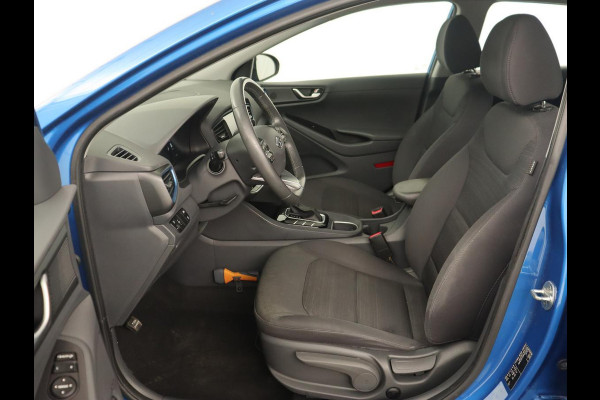 Hyundai IONIQ 1.6 GDi Comfort | Xenon | Carplay | Camera | Adaptive cruise | Keyless | Navigatie | Parkeerhulp | Climate control Hyundai IONIQ 1.6 GDi Comfort | Xenon | Carplay | Camera | Adaptive cruise | Keyless | Navigatie | Parkeerhulp | Climate control