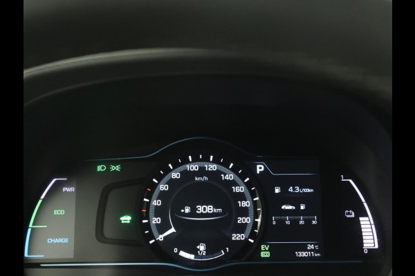 Hyundai IONIQ 1.6 GDi Comfort | Xenon | Carplay | Camera | Adaptive cruise | Keyless | Navigatie | Parkeerhulp | Climate control Hyundai IONIQ 1.6 GDi Comfort | Xenon | Carplay | Camera | Adaptive cruise | Keyless | Navigatie | Parkeerhulp | Climate control