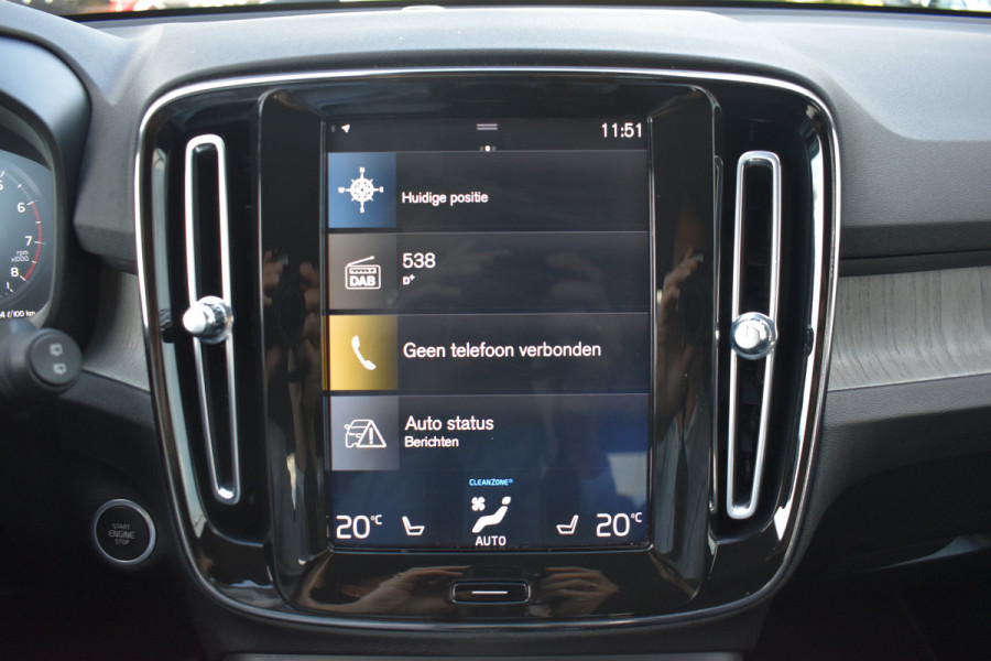 Volvo XC40 T3 163PK Automaat Inscription | Blis | ACC | Leder | 360 camera | Stoelverwarming | 19"LMV