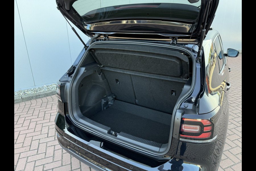 Volkswagen T-Cross 1.5 TSI 150pk DSG R-Line | Acc | Lane | Camera