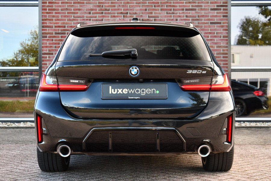 BMW 3 Serie Touring 320e M-Sport Pano El-zetels 360-cam HUD 19inch