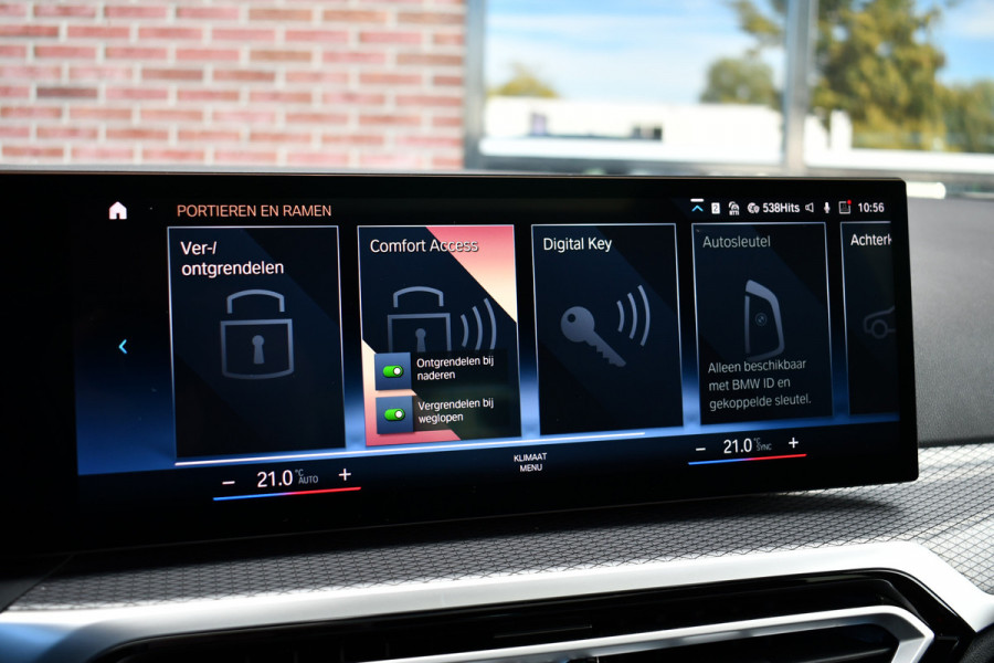 BMW 3 Serie Touring 320e M-Sport Pano El-zetels 360-cam HUD 19inch