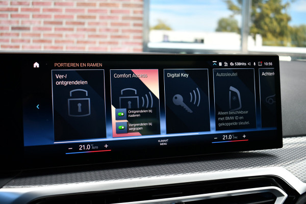 BMW 3 Serie Touring 320e M-Sport Pano El-zetels 360-cam HUD 19inch