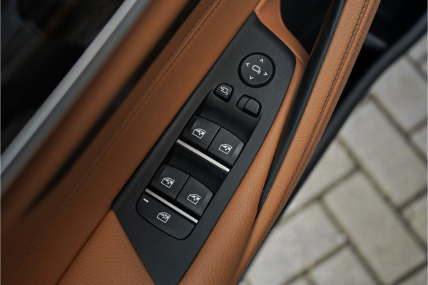 BMW 5 Serie 530i High Ex Luxury Schuifdak Comfortstoel Navi Trekhaak Camera