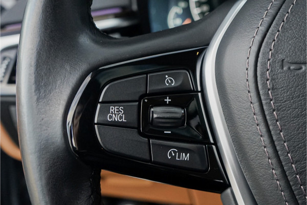 BMW 5 Serie 530i High Ex Luxury Schuifdak Comfortstoel Navi Trekhaak Camera