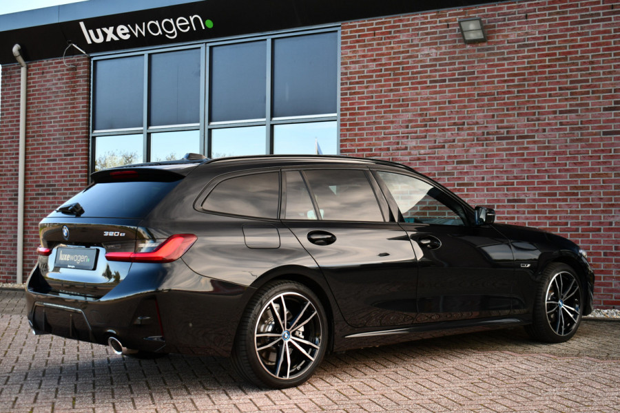 BMW 3 Serie Touring 320e M-Sport Pano El-zetels 360-cam HUD 19inch