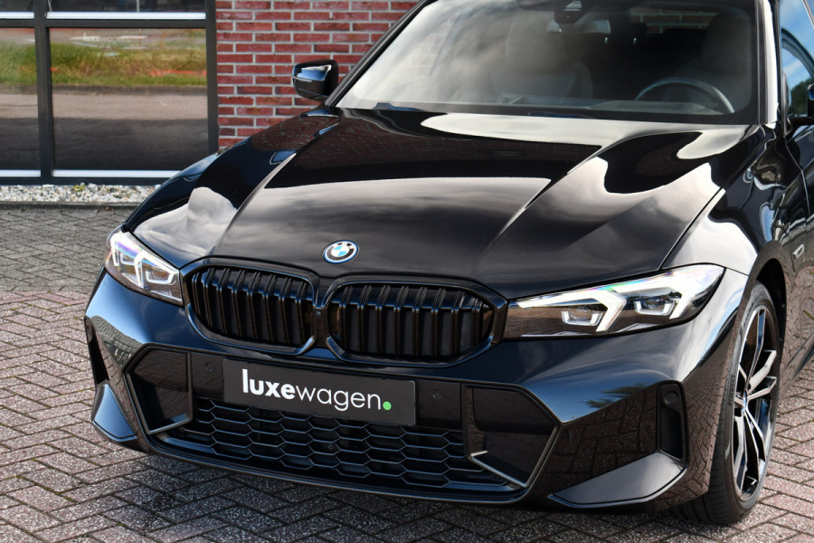 BMW 3 Serie Touring 320e M-Sport Pano El-zetels 360-cam HUD 19inch
