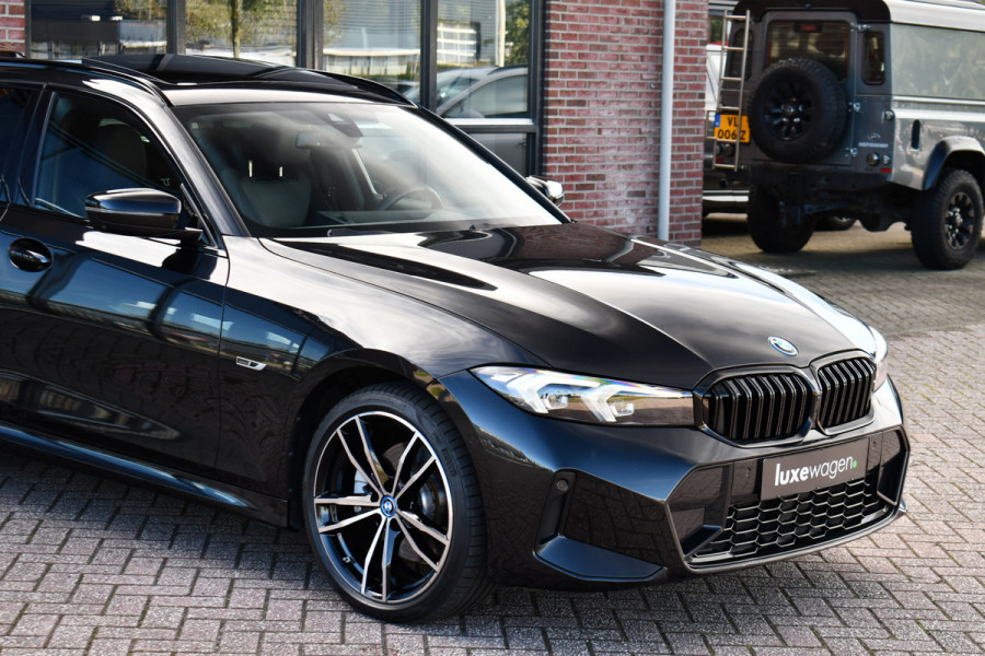 BMW 3 Serie Touring 320e M-Sport Pano El-zetels 360-cam HUD 19inch