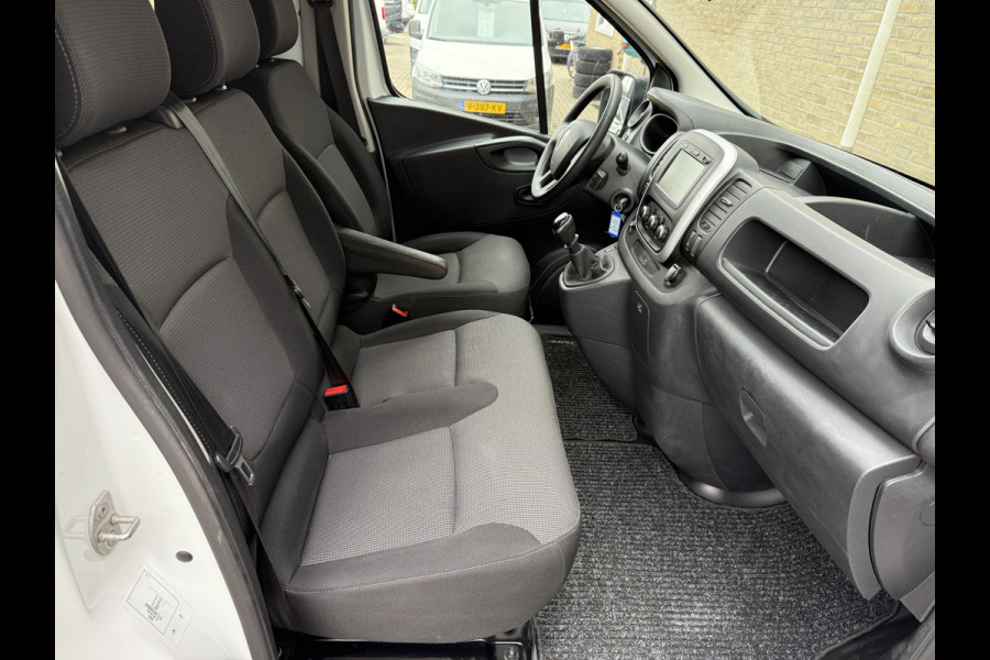 Renault Trafic 2.0 dCi 120PK EURO 6 T29 L1H1 Comfort Trekhaak/navigatie systeem/cruise control