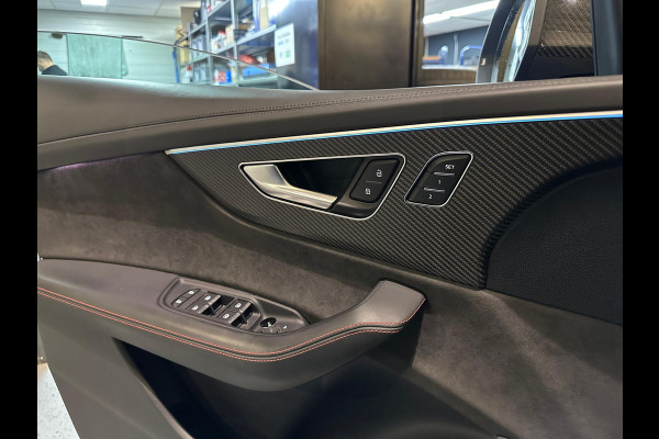 Audi RSQ8 4.0 **Ceramic/Carbon/Alcantara/HUD/ACC**