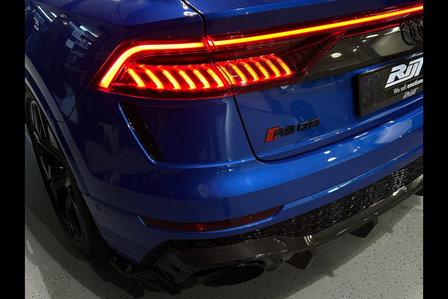 Audi RSQ8 4.0 **Ceramic/Carbon/Alcantara/HUD/ACC**