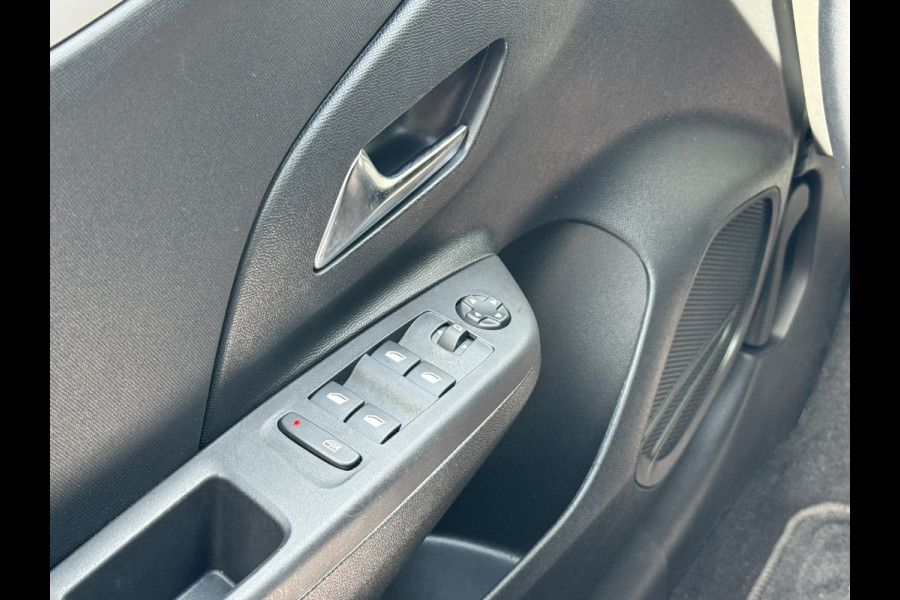 Opel Corsa 1.2 | Airco | Cruise Control | stoel en stuurverwarming | Bluetooth