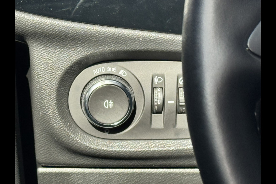 Opel Corsa 1.2 | Airco | Cruise Control | stoel en stuurverwarming | Bluetooth