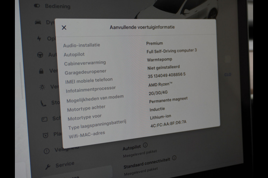 Tesla Model Y Long Range AWD 75kWh Warmtepomp  Autopilot FSD-Computer 3 Leder Pano-dak Elektr.Stuur+Stoel+Verwarmd Navi Ecc Premium Audio Keyl Camera's Elektr.AchterKlep Parkeer Assistent Sentry-Mode Privacyglas Bluetooth Dodehoek detector Connected services AMD-Ryzen Processor™ 1.600kg Trekvermogen Origineel Nederlandse Auto Garantie op Accu en Motor tot 20-01-2021 max. 192.000km