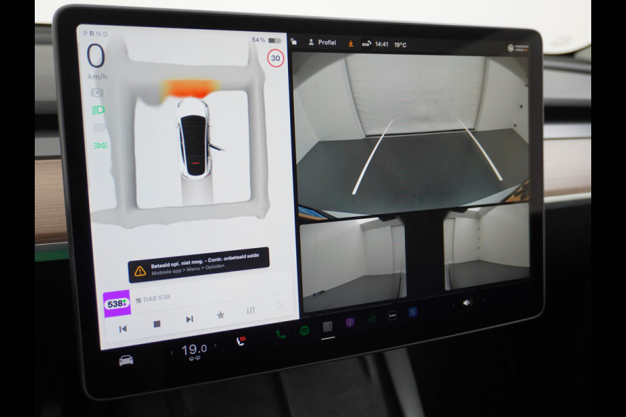 Tesla Model Y Long Range AWD 75kWh Warmtepomp  Autopilot FSD-Computer 3 Leder Pano-dak Elektr.Stuur+Stoel+Verwarmd Navi Ecc Premium Audio Keyl Camera's Elektr.AchterKlep Parkeer Assistent Sentry-Mode Privacyglas Bluetooth Dodehoek detector Connected services AMD-Ryzen Processor™ 1.600kg Trekvermogen Origineel Nederlandse Auto Garantie op Accu en Motor tot 20-01-2021 max. 192.000km