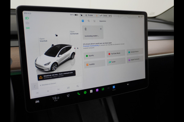 Tesla Model Y Long Range AWD 75kWh Warmtepomp  Autopilot FSD-Computer 3 Leder Pano-dak Elektr.Stuur+Stoel+Verwarmd Navi Ecc Premium Audio Keyl Camera's Elektr.AchterKlep Parkeer Assistent Sentry-Mode Privacyglas Bluetooth Dodehoek detector Connected services AMD-Ryzen Processor™ 1.600kg Trekvermogen Origineel Nederlandse Auto Garantie op Accu en Motor tot 20-01-2021 max. 192.000km