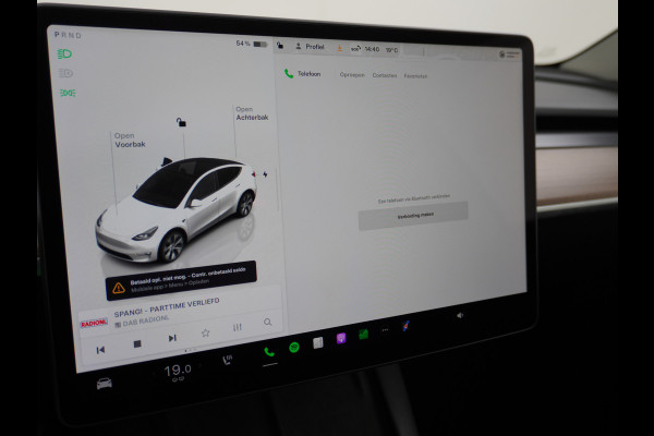 Tesla Model Y Long Range AWD 75kWh Warmtepomp  Autopilot FSD-Computer 3 Leder Pano-dak Elektr.Stuur+Stoel+Verwarmd Navi Ecc Premium Audio Keyl Camera's Elektr.AchterKlep Parkeer Assistent Sentry-Mode Privacyglas Bluetooth Dodehoek detector Connected services AMD-Ryzen Processor™ 1.600kg Trekvermogen Origineel Nederlandse Auto Garantie op Accu en Motor tot 20-01-2021 max. 192.000km
