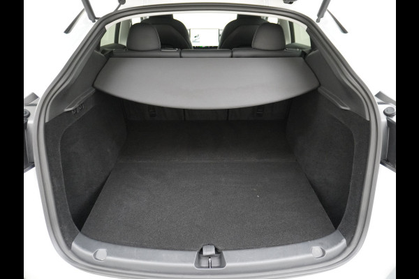Tesla Model Y Long Range AWD 75kWh Warmtepomp  Autopilot FSD-Computer 3 Leder Pano-dak Elektr.Stuur+Stoel+Verwarmd Navi Ecc Premium Audio Keyl Camera's Elektr.AchterKlep Parkeer Assistent Sentry-Mode Privacyglas Bluetooth Dodehoek detector Connected services AMD-Ryzen Processor™ 1.600kg Trekvermogen Origineel Nederlandse Auto Garantie op Accu en Motor tot 20-01-2021 max. 192.000km