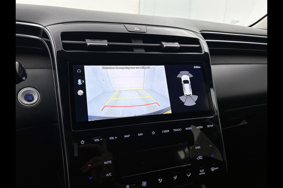Hyundai Tucson 1.6 T-GDI HEV Comfort Automaat (TREKHAAK, NAVIGATIE, TREKHAAK, CARPLAY, STOELVERWARMING, CAMERA, 1e EIGENAAR)