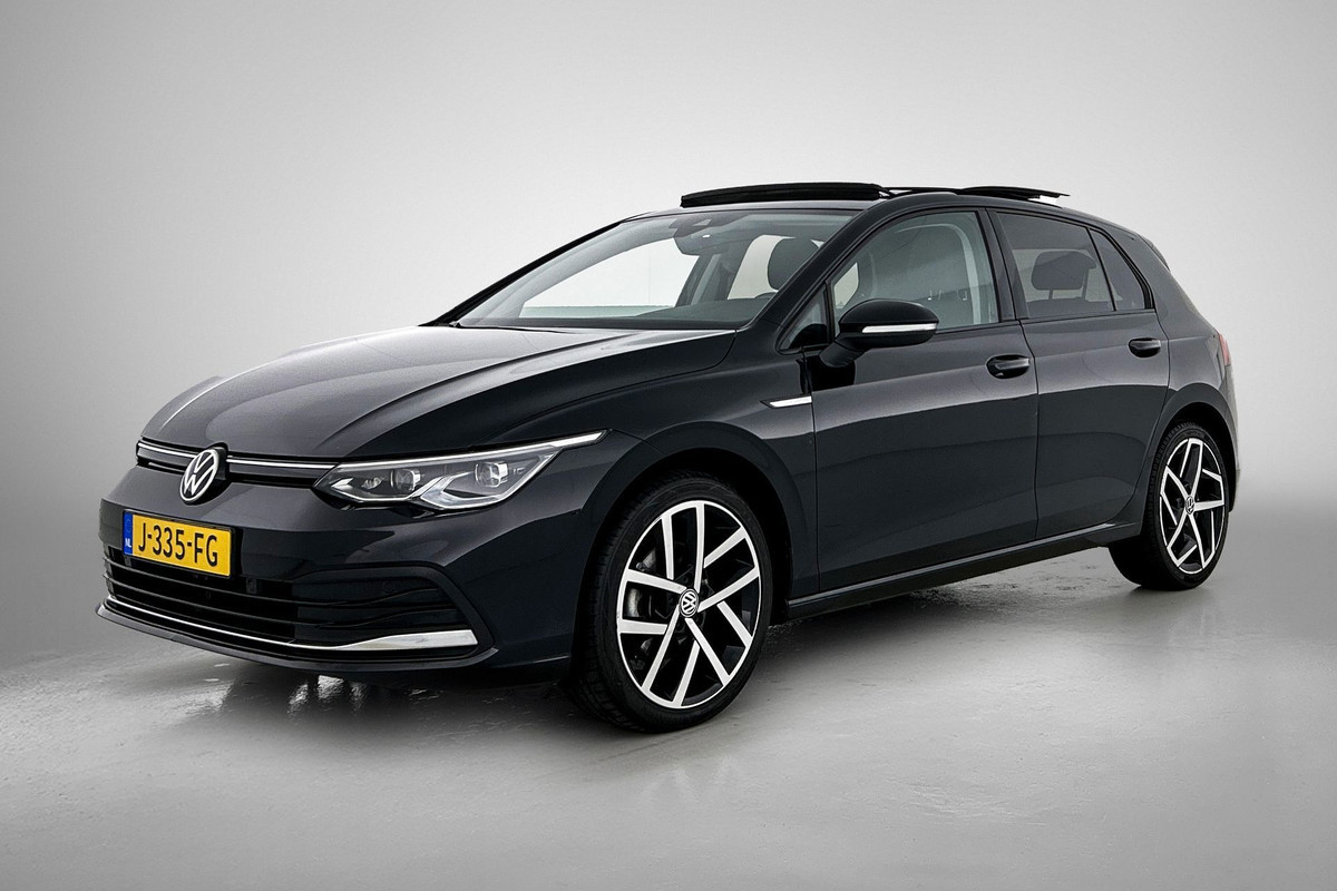Volkswagen Golf 1.5 eTSI Sport Automaat (PANO, SFEERVERLICHTING, ADAPTIVE CRUISE, STOELVERWARMING, MASSAGE STOELEN, CARPLAY)