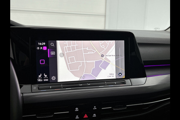 Volkswagen Golf 1.5 eTSI Sport Automaat (PANO, SFEERVERLICHTING, ADAPTIVE CRUISE, STOELVERWARMING, MASSAGE STOELEN, CARPLAY)