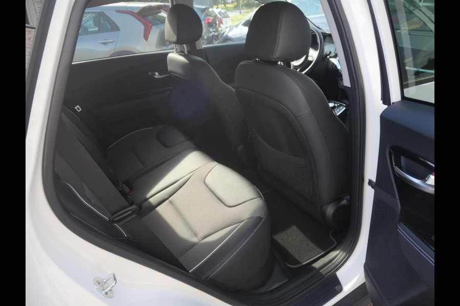 Kia e-Niro Edition 64 kWh | Cruise | Clima | Camera | Carplay | Navi | Stoel-stuurverwarming |