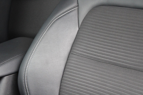 Ford Kuga 2.5 PHEV Titanium X | Weg/Uitklapbare Trekhaak (Elektrisch bedienbaar) | Adaptive cruise control | Winter Pack | Half-leder | Bang&Olufsen | Elektrische achterklep