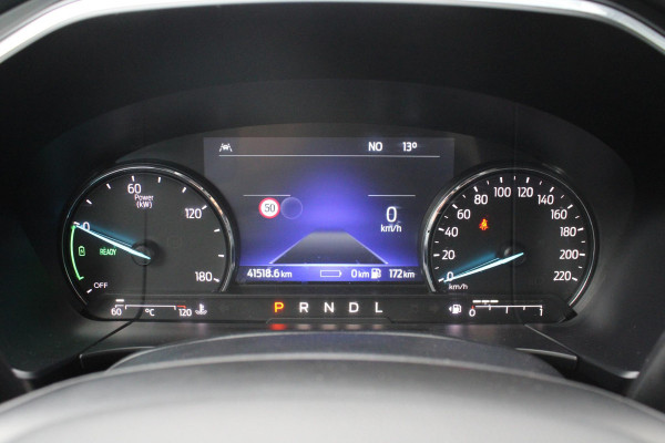 Ford Kuga 2.5 PHEV Titanium X | Weg/Uitklapbare Trekhaak (Elektrisch bedienbaar) | Adaptive cruise control | Winter Pack | Half-leder | Bang&Olufsen | Elektrische achterklep