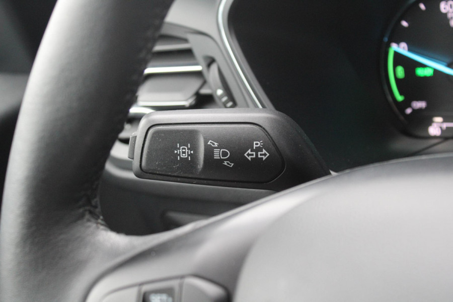 Ford Kuga 2.5 PHEV Titanium X | Weg/Uitklapbare Trekhaak (Elektrisch bedienbaar) | Adaptive cruise control | Winter Pack | Half-leder | Bang&Olufsen | Elektrische achterklep