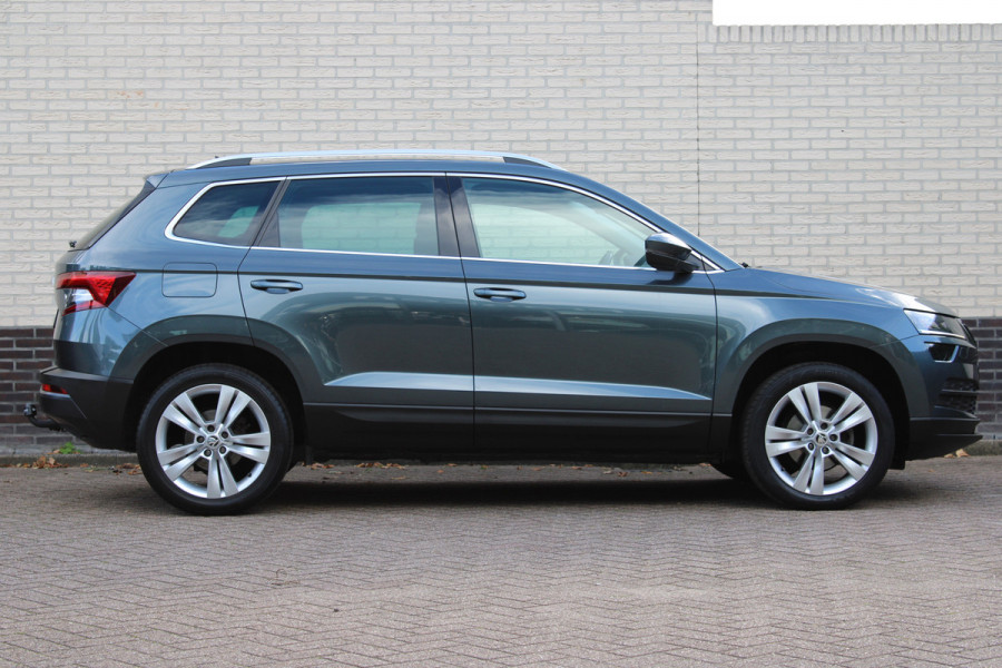 Škoda Karoq 1.5 TSI ACT Style Business | Adaptieve cruise | Stoelverwarming | Navigatie | Trekhaak |