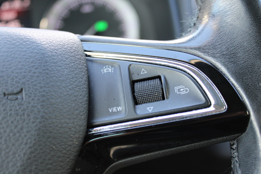 Škoda Karoq 1.5 TSI ACT Style Business | Adaptieve cruise | Stoelverwarming | Navigatie | Trekhaak |