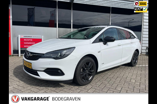 Opel Astra Sports Tourer 1.2 Design & Tech / camera / trekhaak