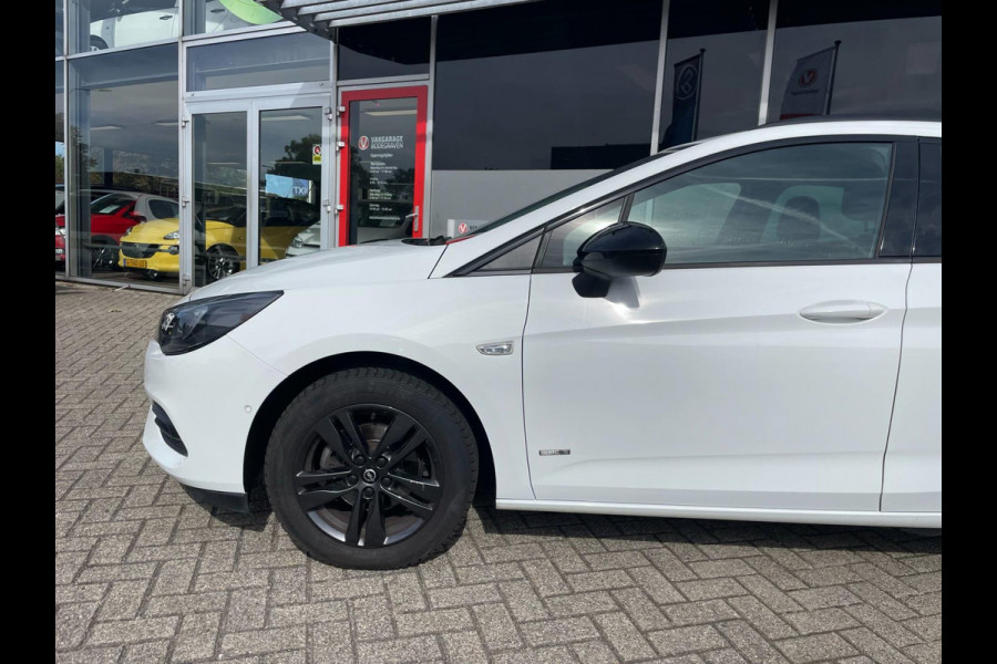 Opel Astra Sports Tourer 1.2 Design & Tech / camera / trekhaak